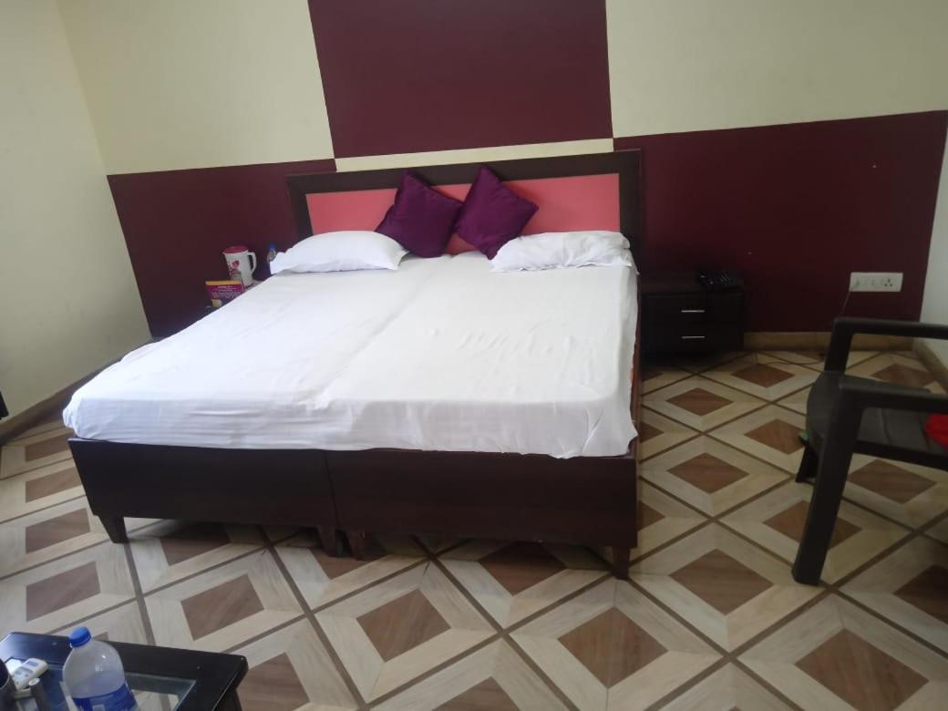 Hotel Siddharth By Wb Economy Jaunpur Exterior foto