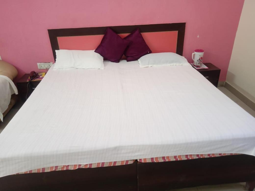 Hotel Siddharth By Wb Economy Jaunpur Exterior foto